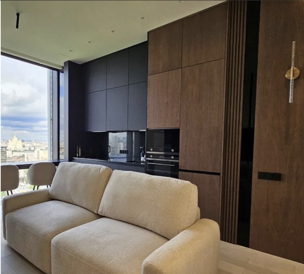Апартаменты 59 м² — Capital Towers, Park Tower, 22 этаж